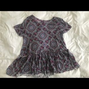 Agnes and Dora Relaxed Ruffle Top